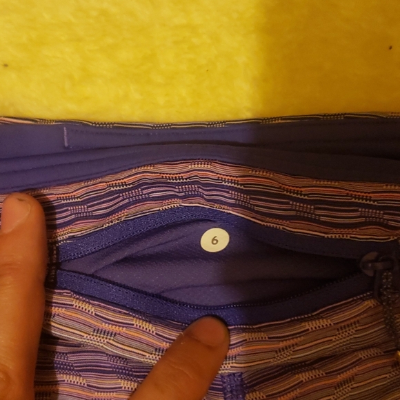 Lulu lemon leggings - Picture 4 of 4